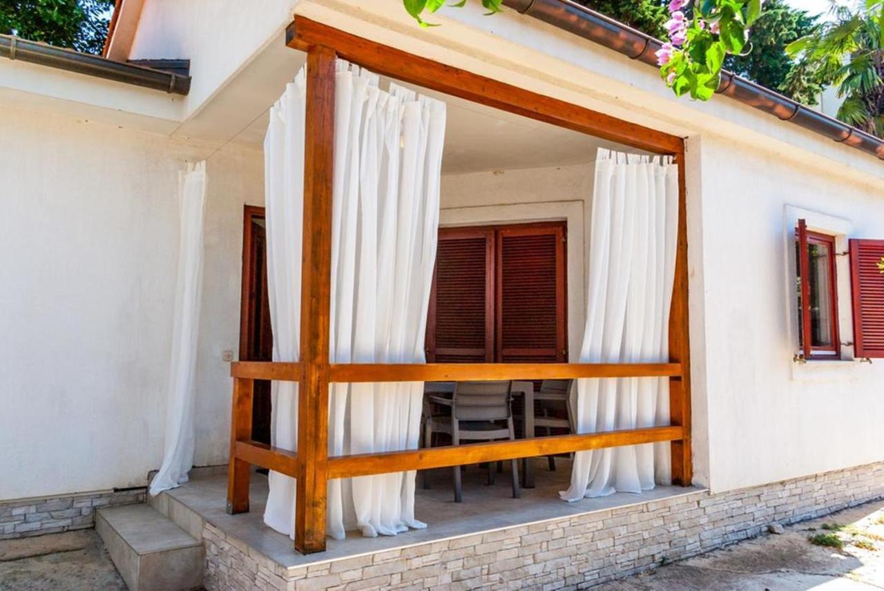 Villa Mediterranea - Apartments Medulin Extérieur photo